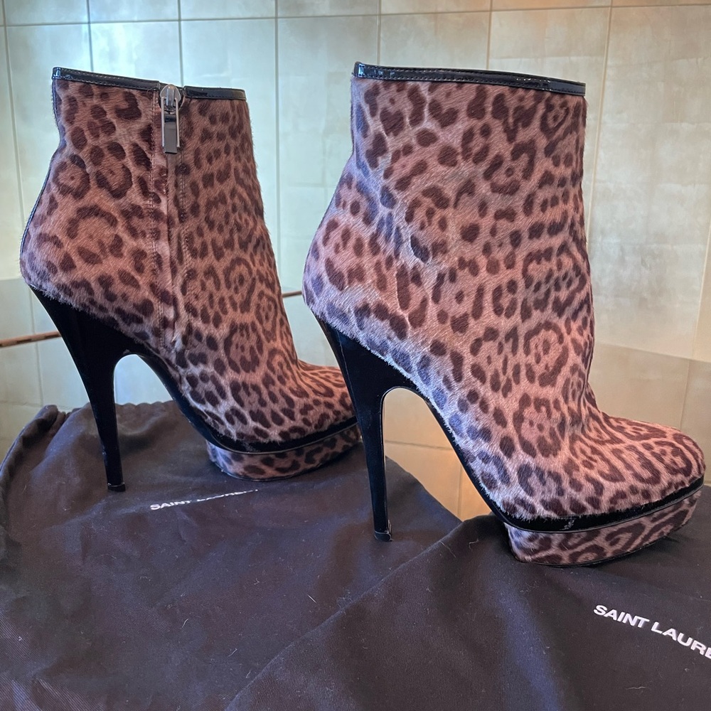 Yves Saint Laurent Leopard Print Heeled Boots
